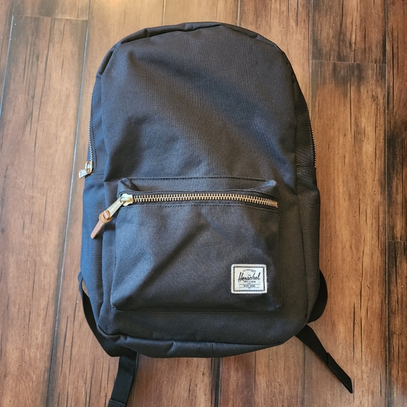 Herschel Supply Company Handbags - Herschel Classic Backpack
